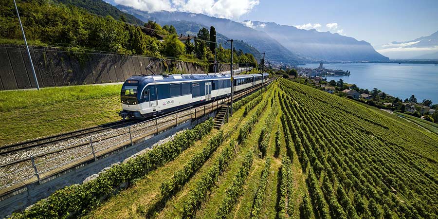 Crossing the Bernese Oberland on the GoldenPass Express