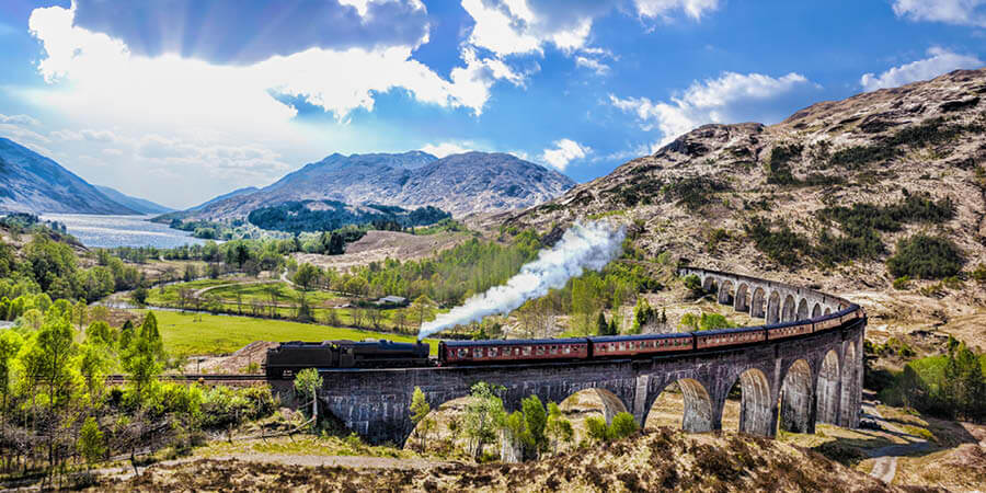 Discovering the legendary Jacobite Steam Train