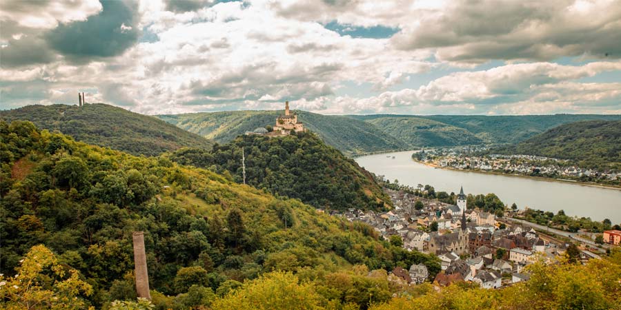 Experiencing the fairytale Rhine Gorge